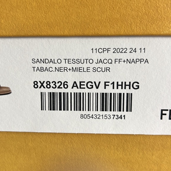 Fendi Logo-detailed canvas and leather sandals - Picture 10 of 12